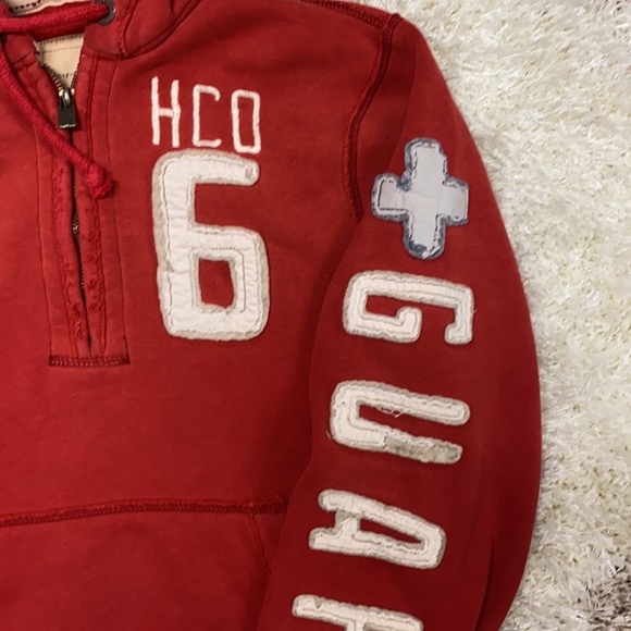 throwback Hollister sweatshirt - Picture 3 of 6